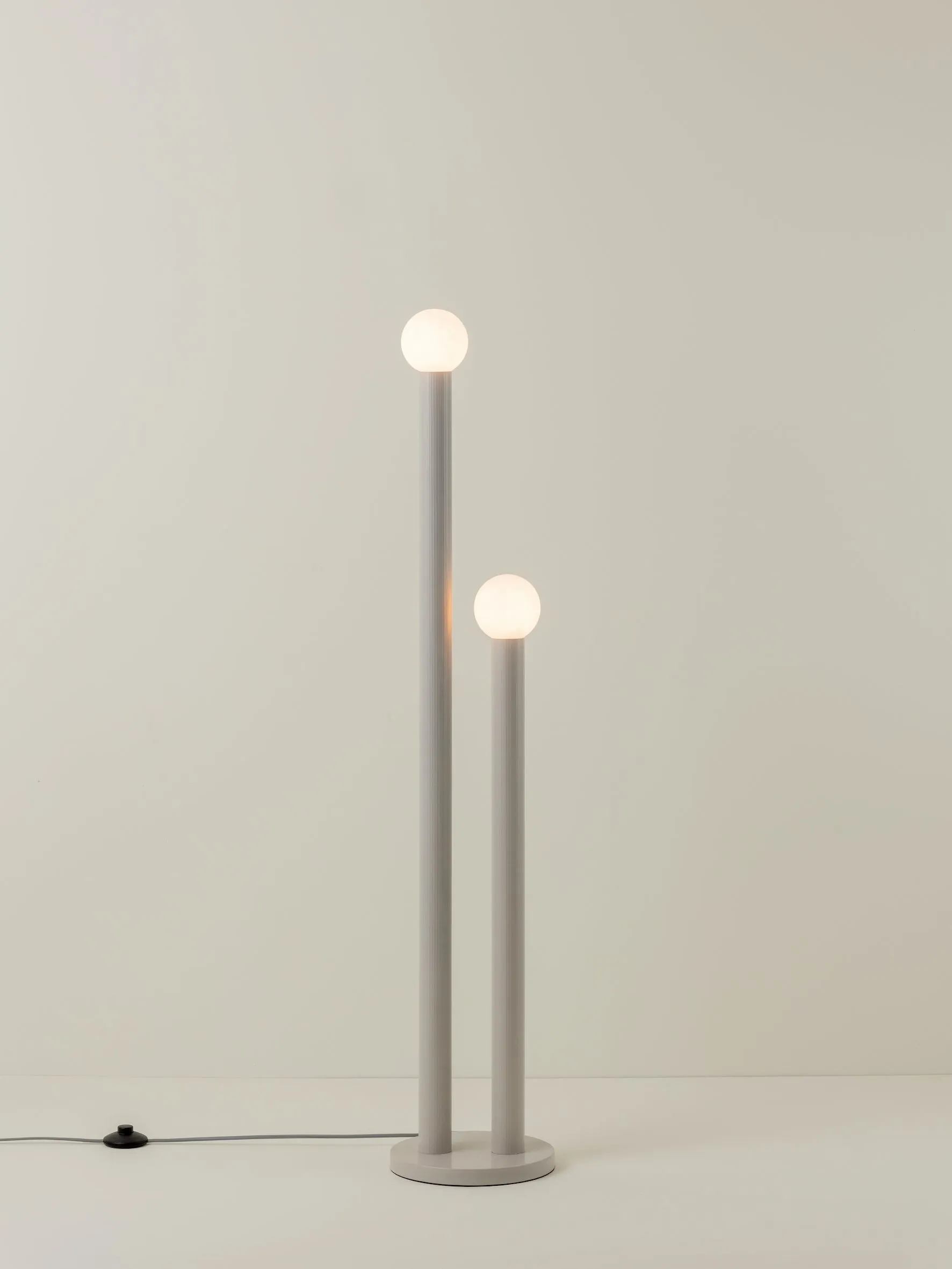 Chubes - 2 light warm white floor lamp