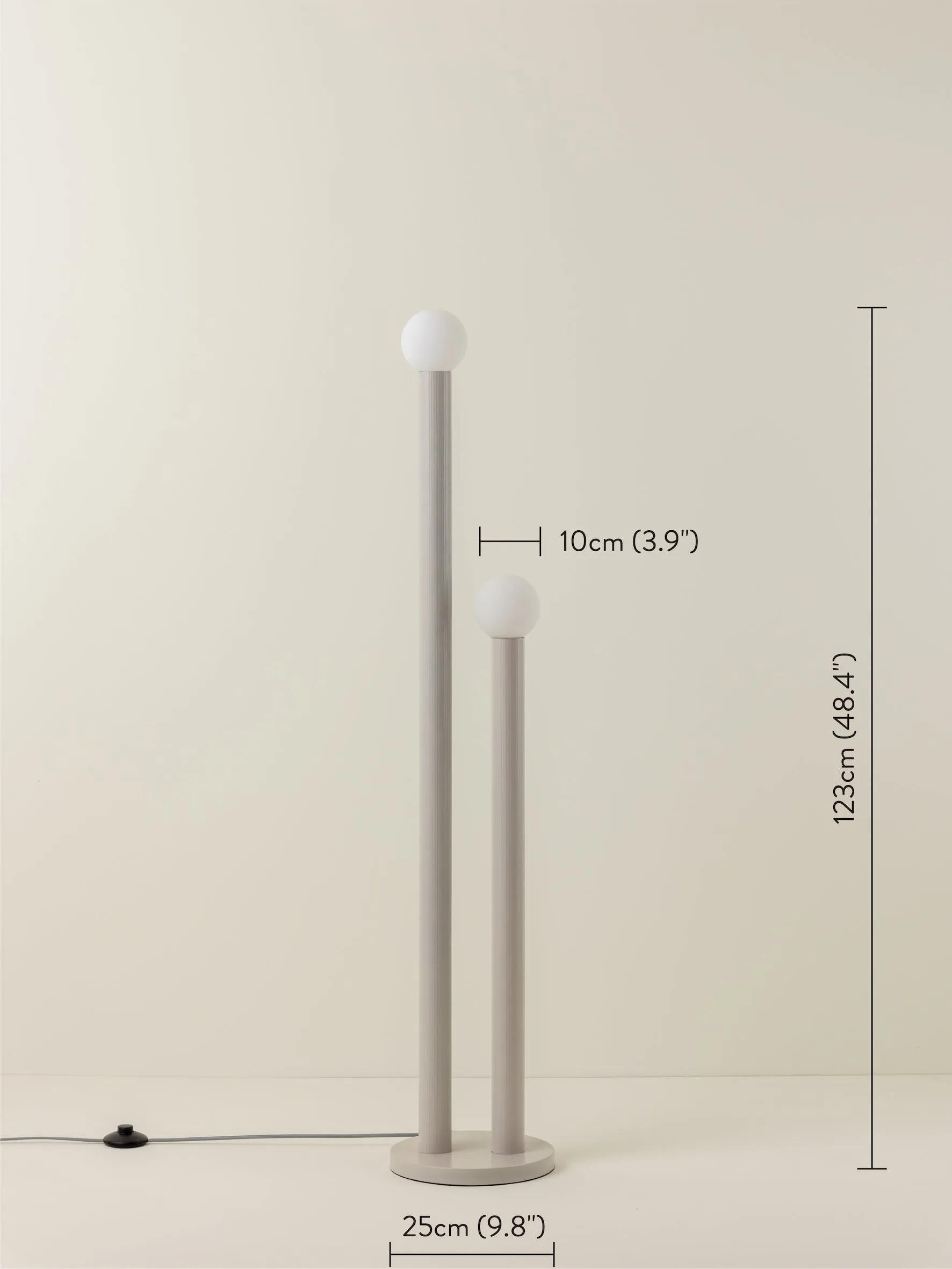 Chubes - 2 light warm white floor lamp