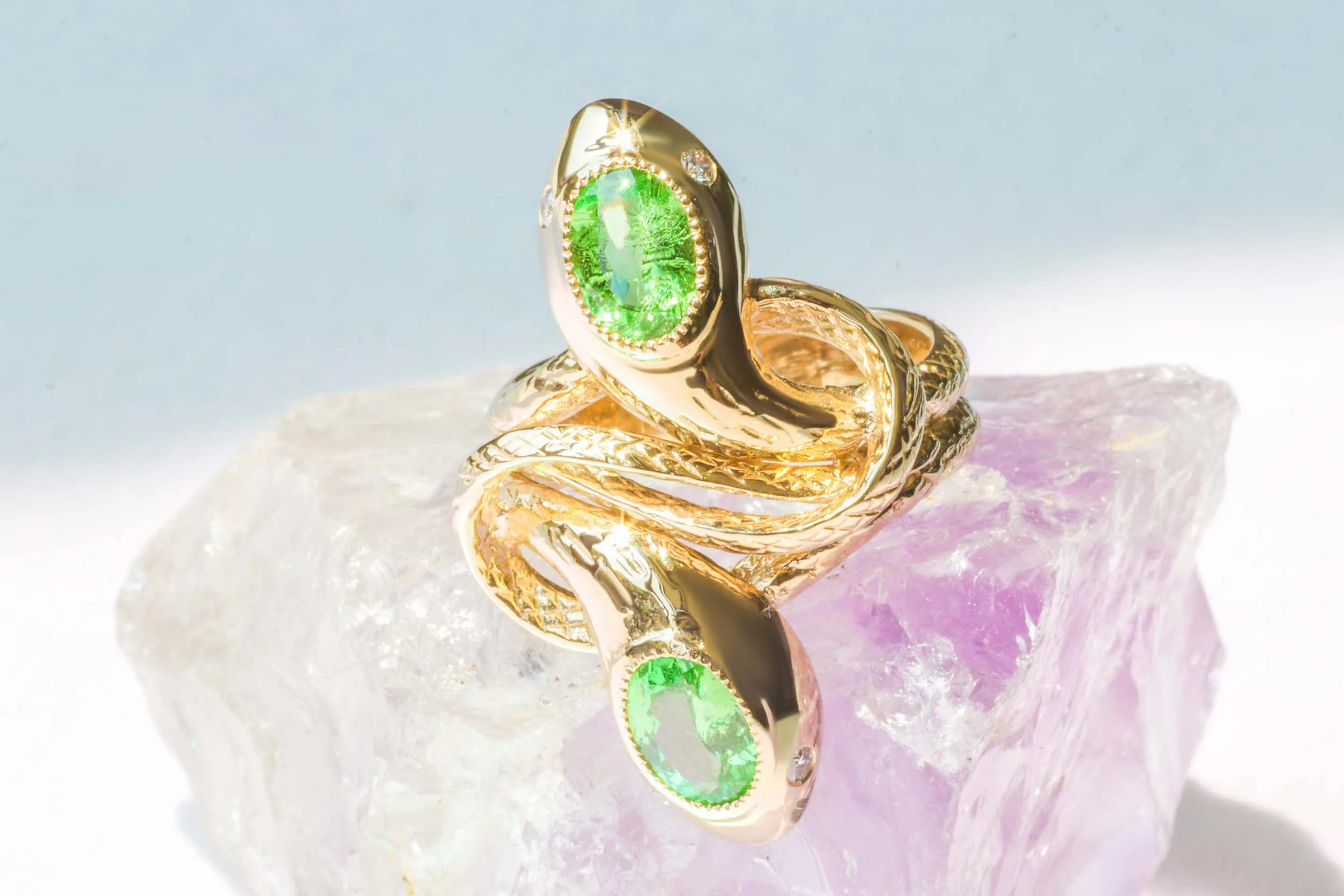 Duo Serpentes Ring / Tsavorite and Diamonds