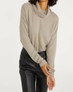 Find Me Lounging Tunic Pullover in Heather Truffle | Heather Truffle