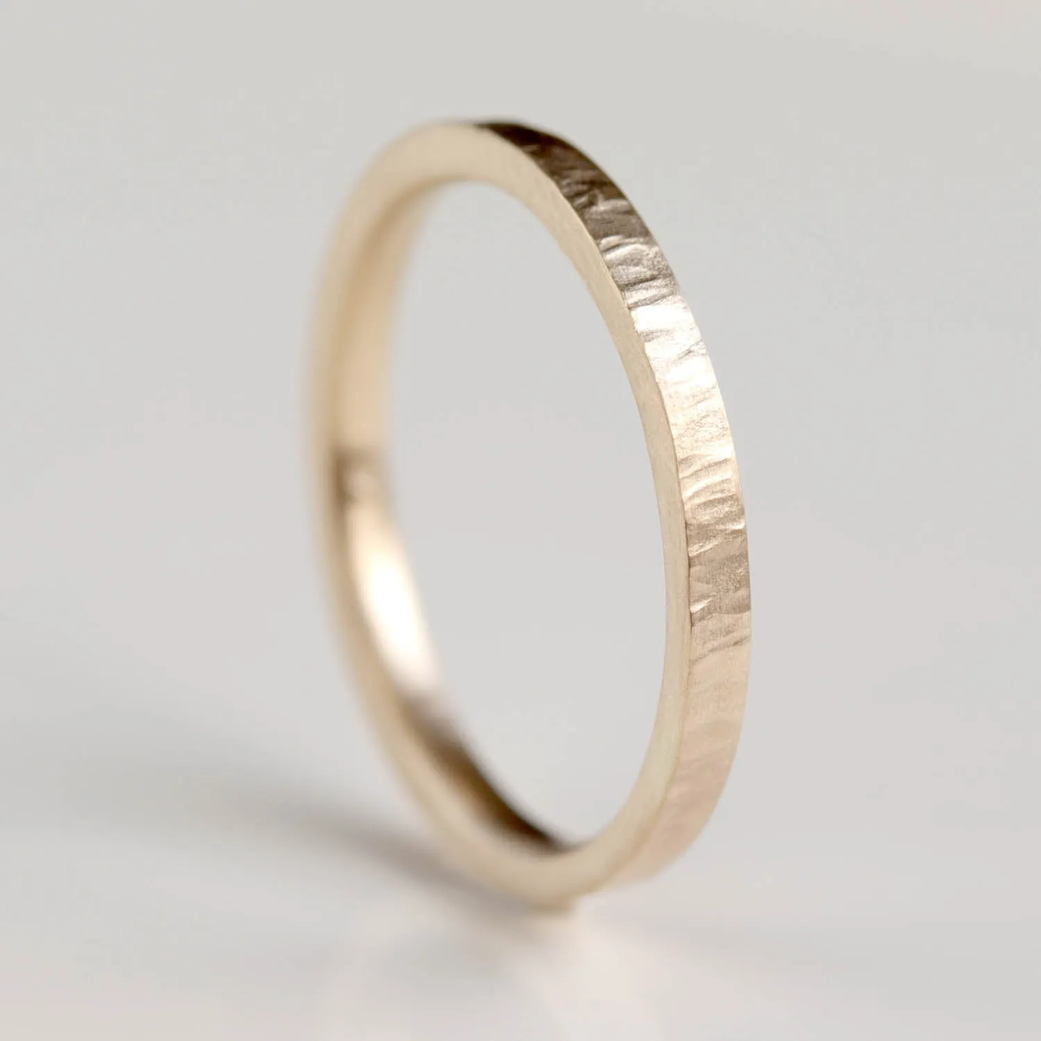 Narrow Wood Textured Band •