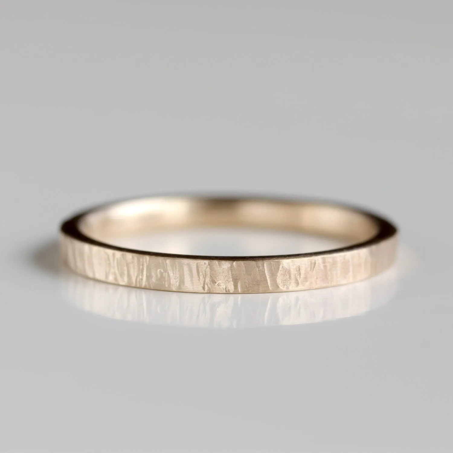 Narrow Wood Textured Band •