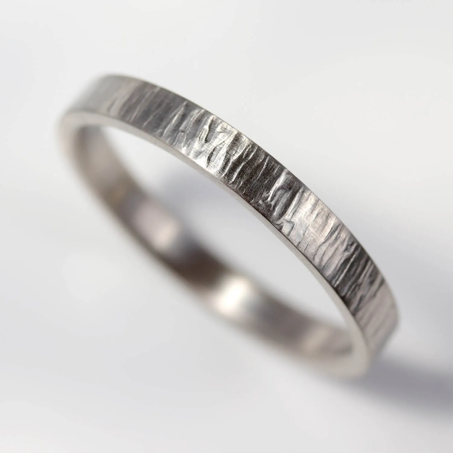 Narrow Wood Textured Band •