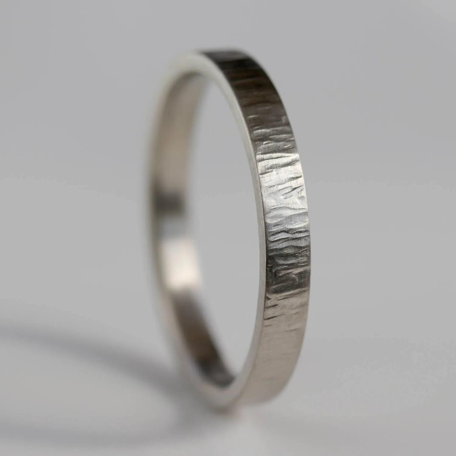 Narrow Wood Textured Band •