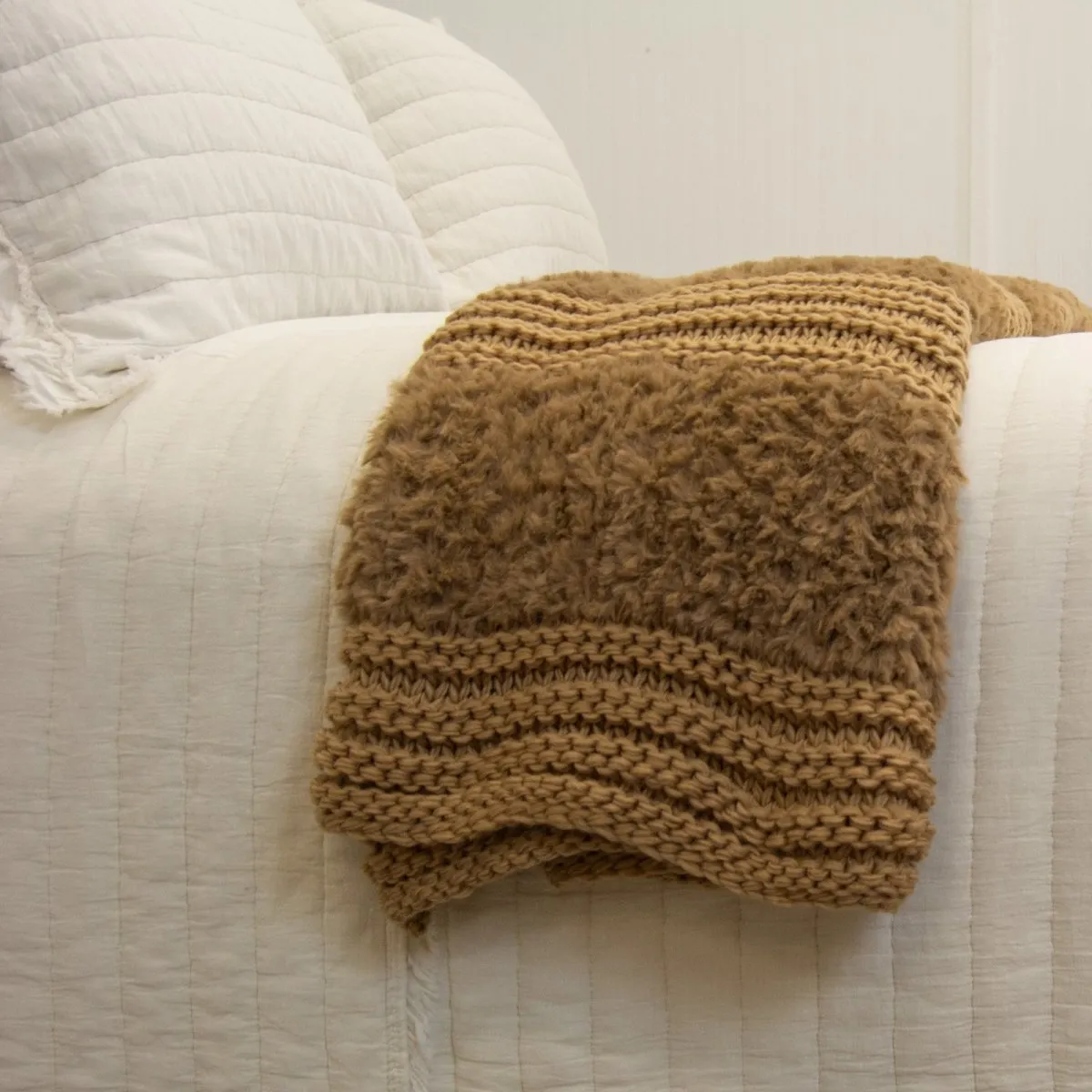 Plush Knit Throw - Camel